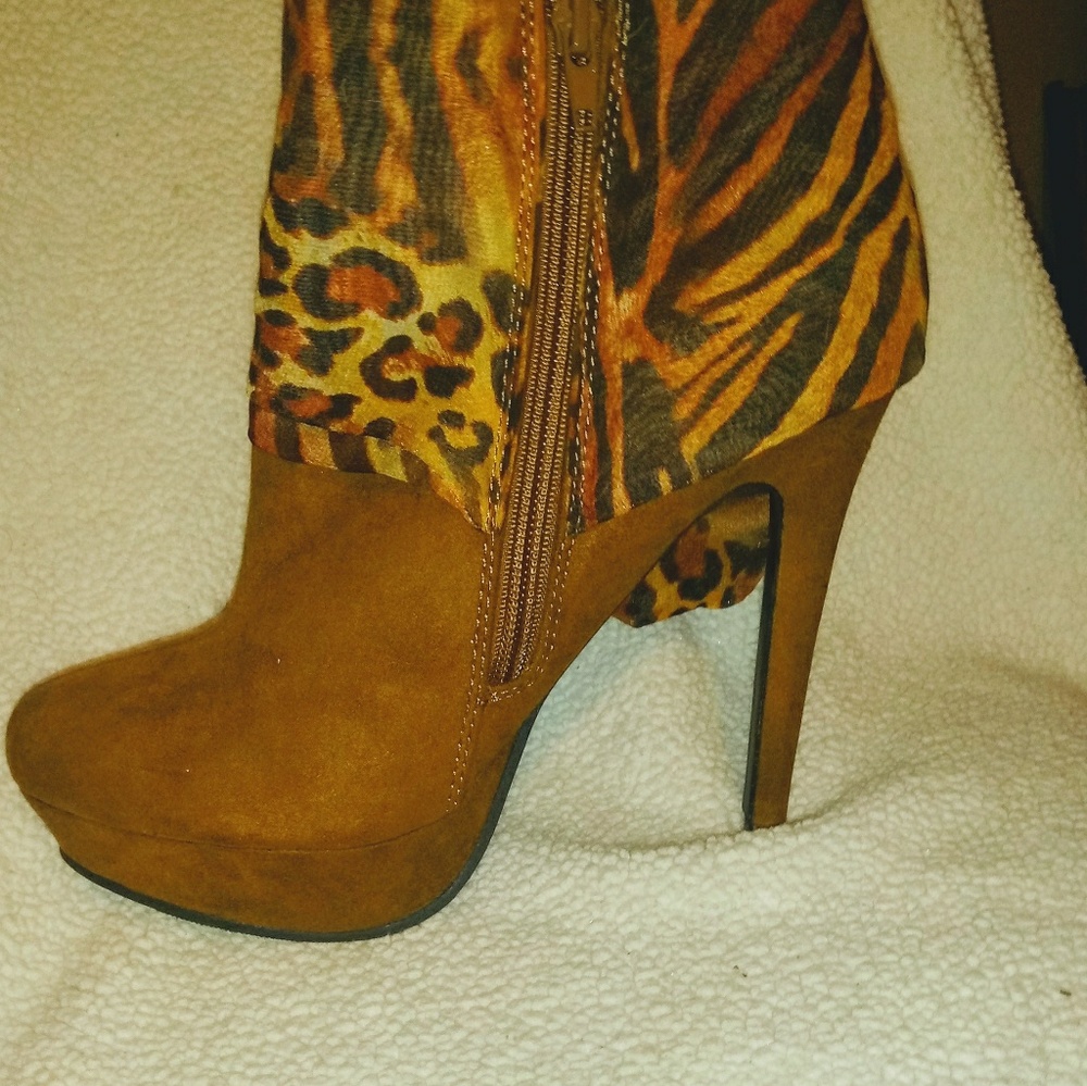WILD ROSE BOOTS - Picture 7 of 7